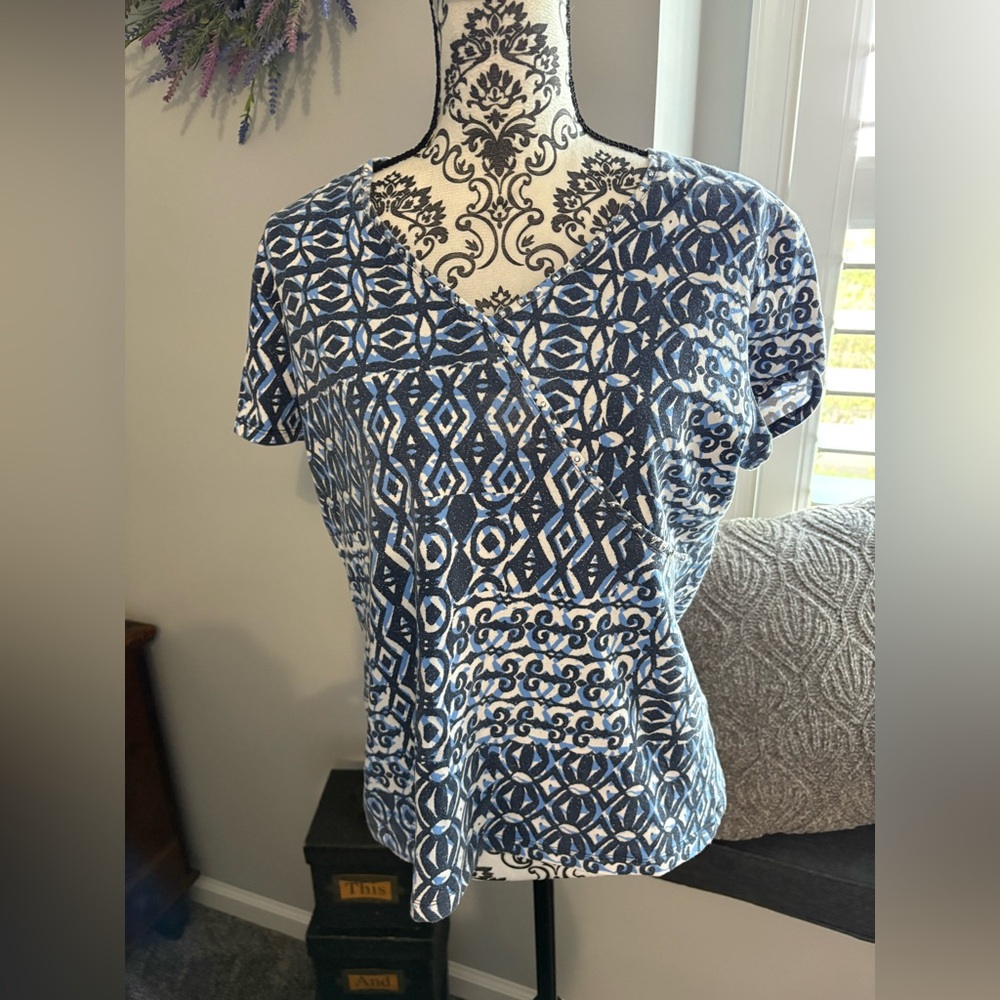 Blue and White Patterned Women's Top
